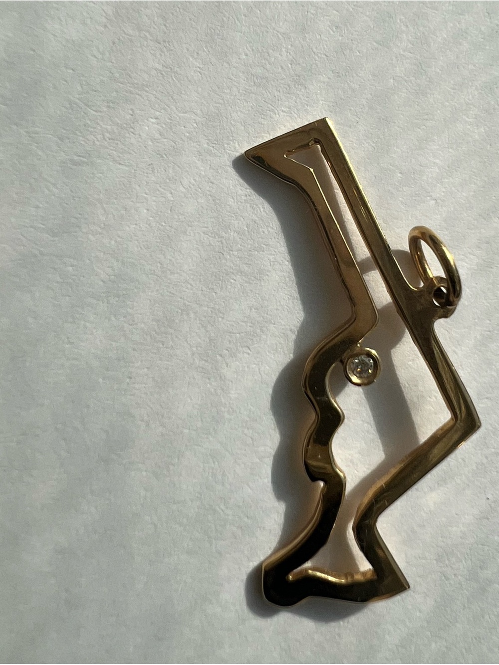 Maya Brenner 14k gold and diamond Maryland state pendant